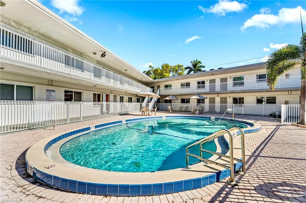 2590 1st ST 115 FORT MYERS, FL 33901