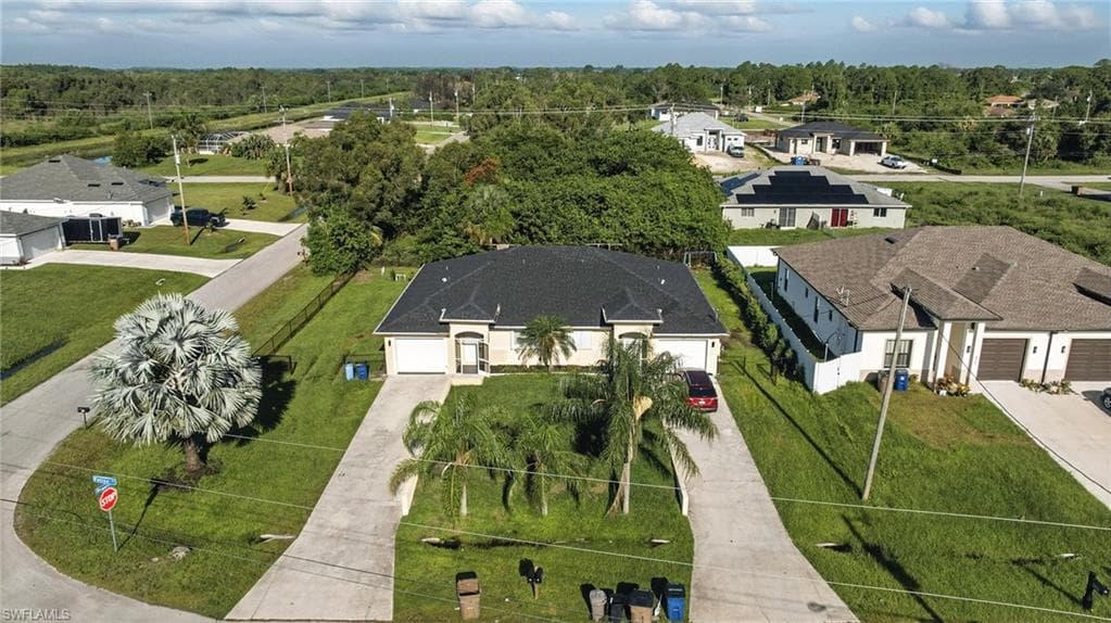 474 Petite AVE 472/474 LEHIGH ACRES, FL 33974