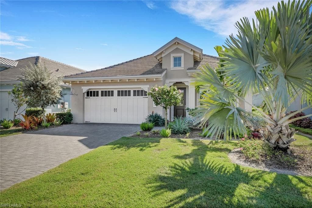 6253 Antigua WAY NAPLES, FL 34113