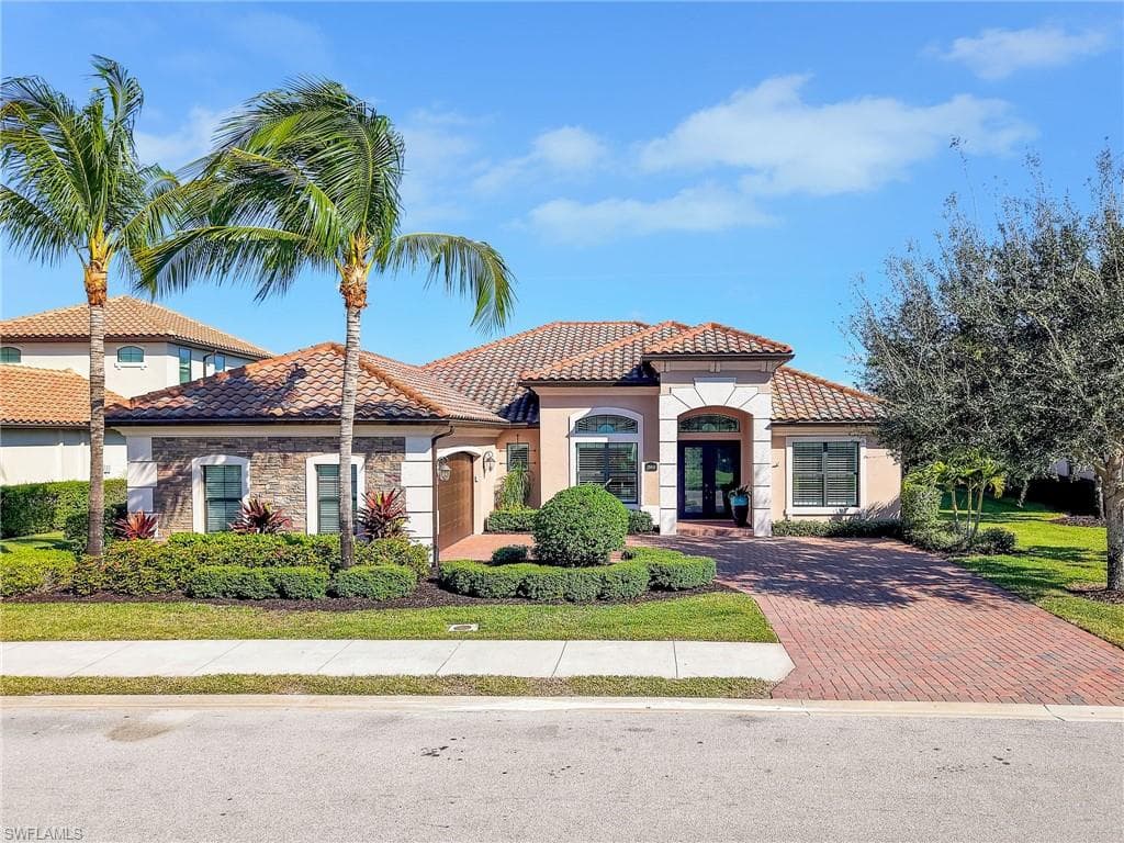 28643 Lisburn CT BONITA SPRINGS, FL 34135