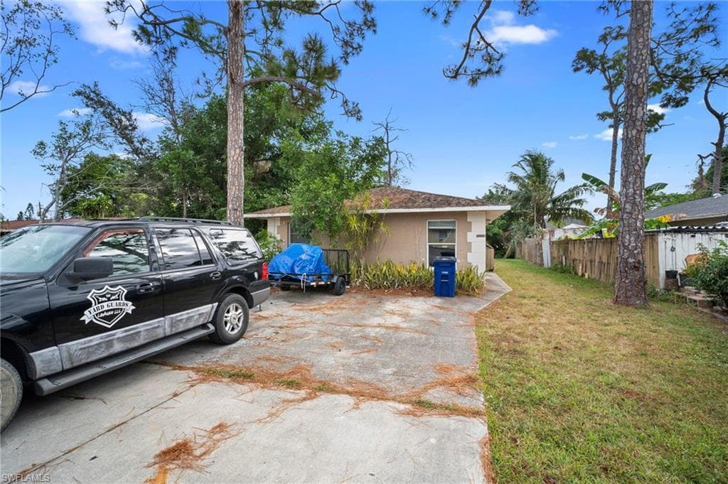 5449 10th AVE FORT MYERS, FL 33907