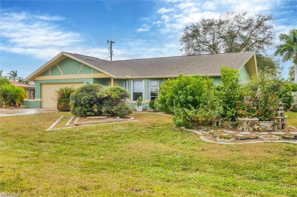 122 SE 41st TER CAPE CORAL, FL 33904