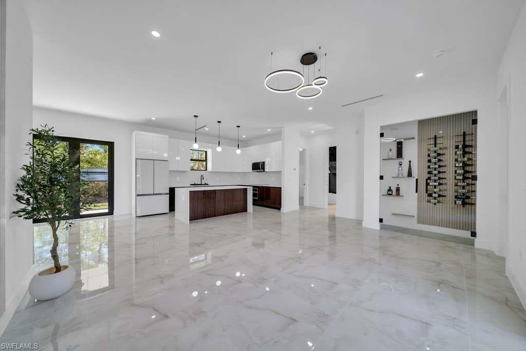 323 Long AVE S LEHIGH ACRES, FL 33974