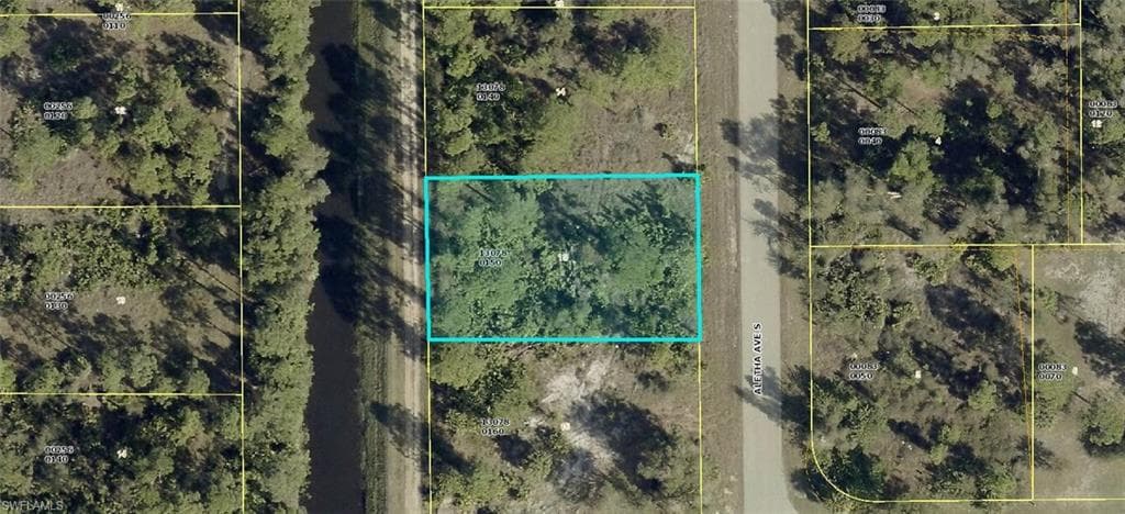 850 Aletha AVE S LEHIGH ACRES, FL 33974