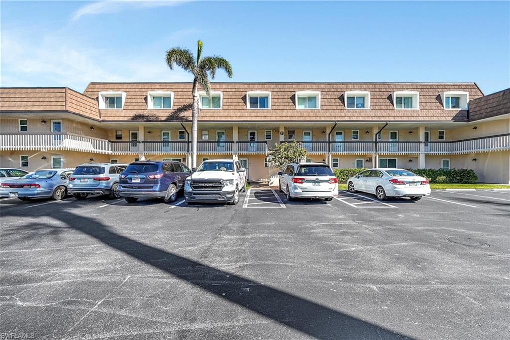 87 Collier BLVD P-15 MARCO ISLAND, FL 34145