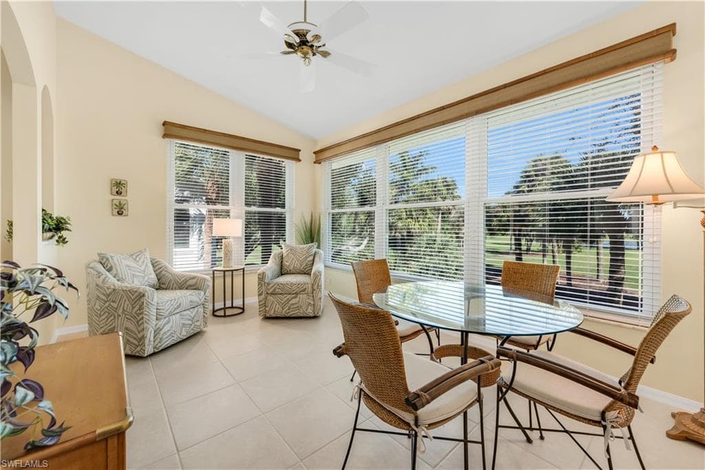 1320 Charleston Square DR 201 NAPLES, FL 34110