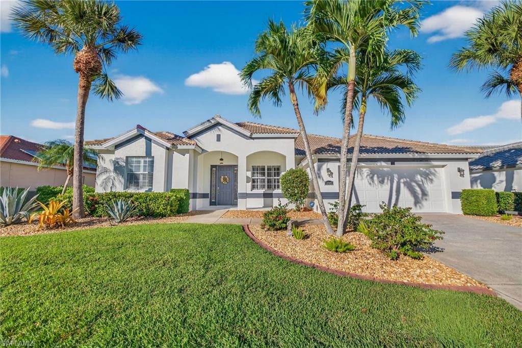 12081 Hidden Links DR FORT MYERS, FL 33913