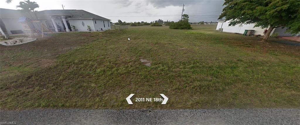 2011 NE 18th ST CAPE CORAL, FL 33909