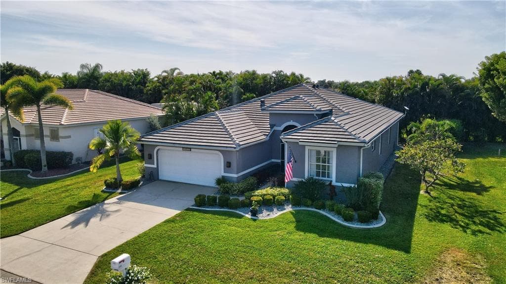 12600 Strathmore LOOP FORT MYERS, FL 33912
