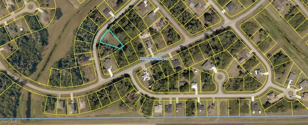 3006 N Balsam CIR LABELLE, FL 33935