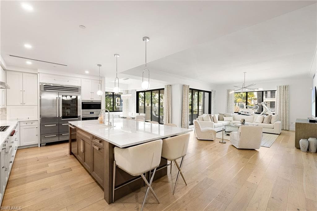 1130 3rd AVE S 210 NAPLES, FL 34102