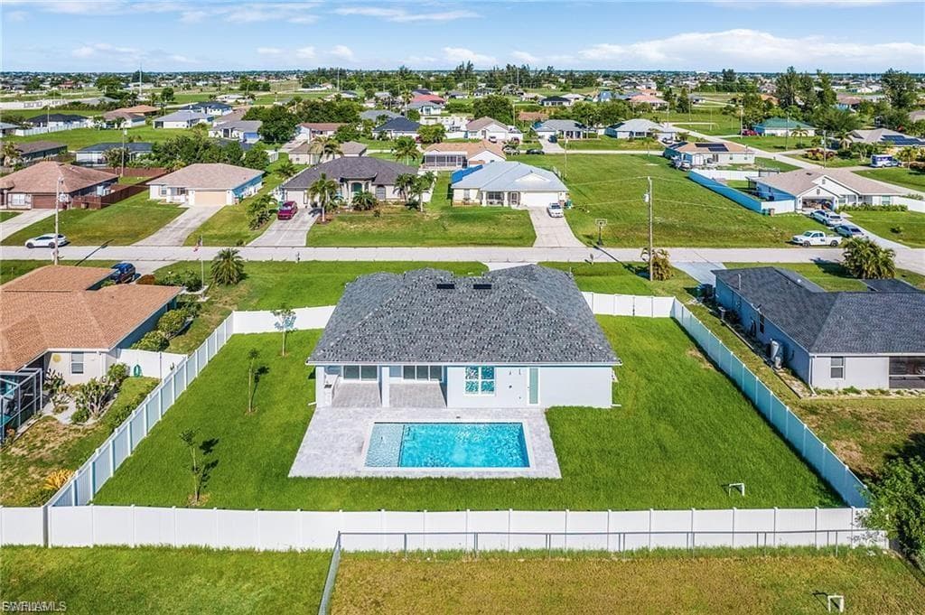 1715 NE 2nd PL CAPE CORAL, FL 33909