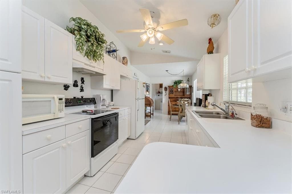 2290 Everglades BLVD N NAPLES, FL 34120