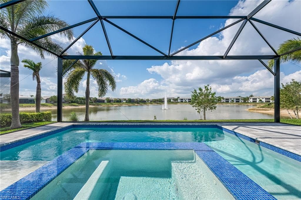 8786 Saint Lucia DR NAPLES, FL 34114