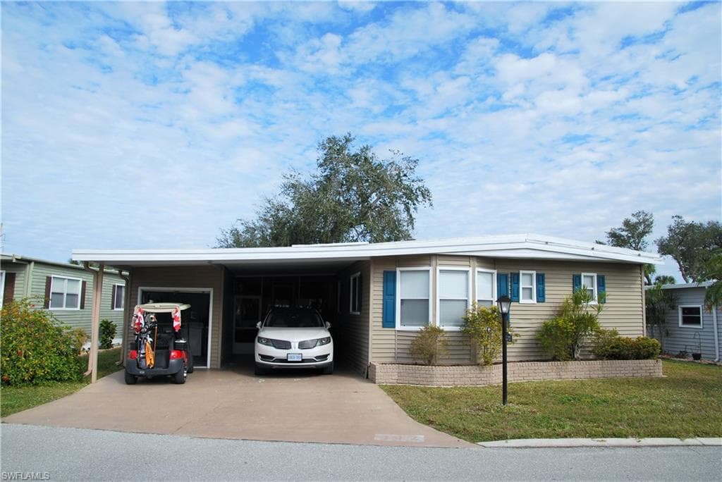 342 Nicklaus BLVD NORTH FORT MYERS, FL 33903
