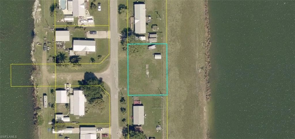 1720 John RD CLEWISTON, FL 33440