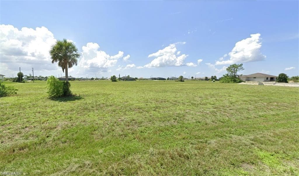 4106 39th ST CAPE CORAL, FL 33993