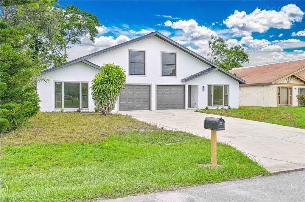 7327/7331 Albany RD FORT MYERS, FL 33967