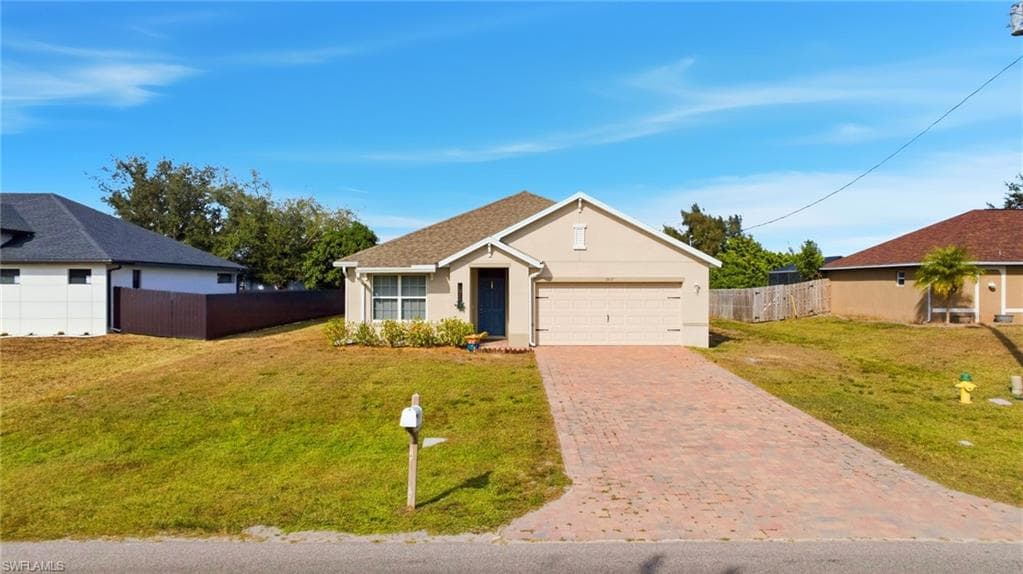 1917 SW 4th ST CAPE CORAL, FL 33991
