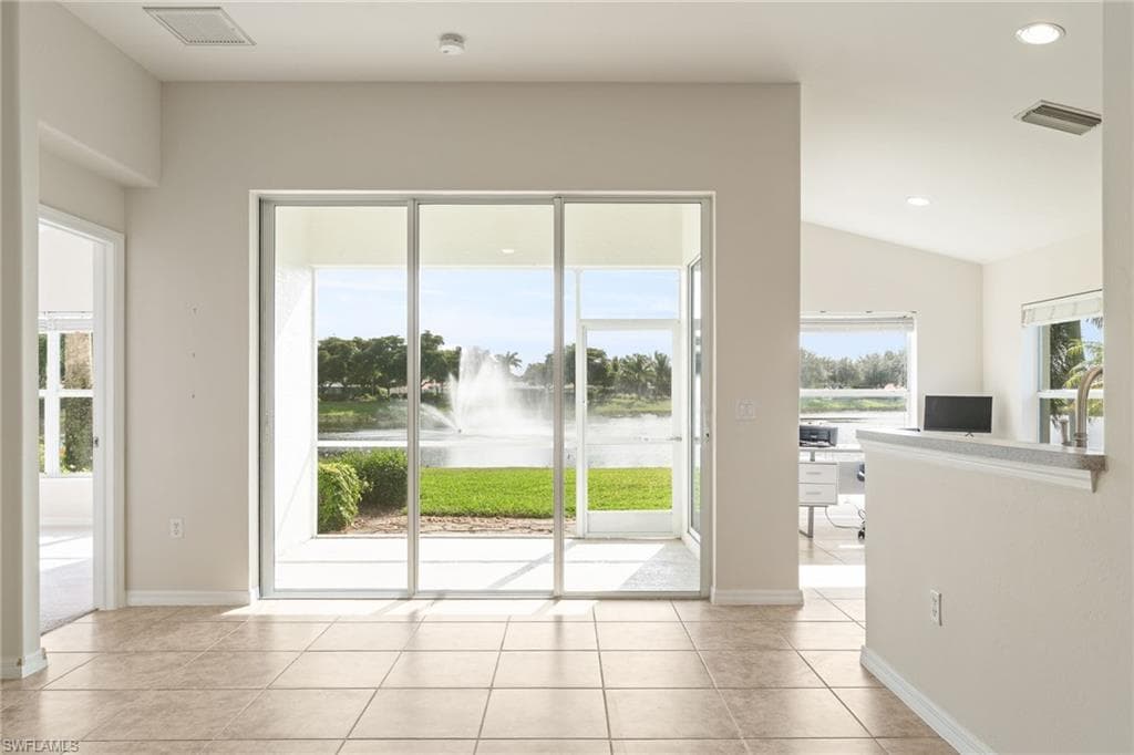 2476 Belleville CT CAPE CORAL, FL 33991