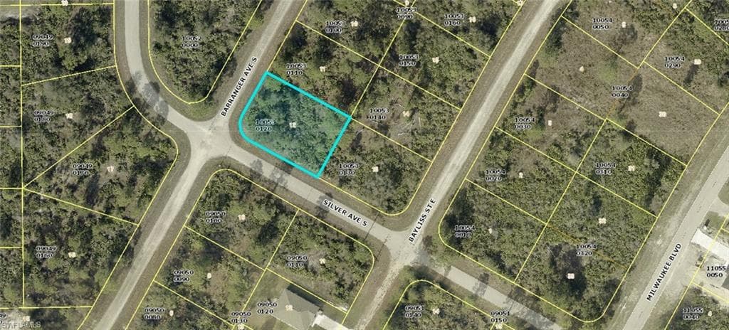 567 Barranger AVE S LEHIGH ACRES, FL 33974