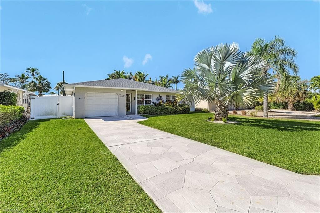 116 1st ST BONITA SPRINGS, FL 34134