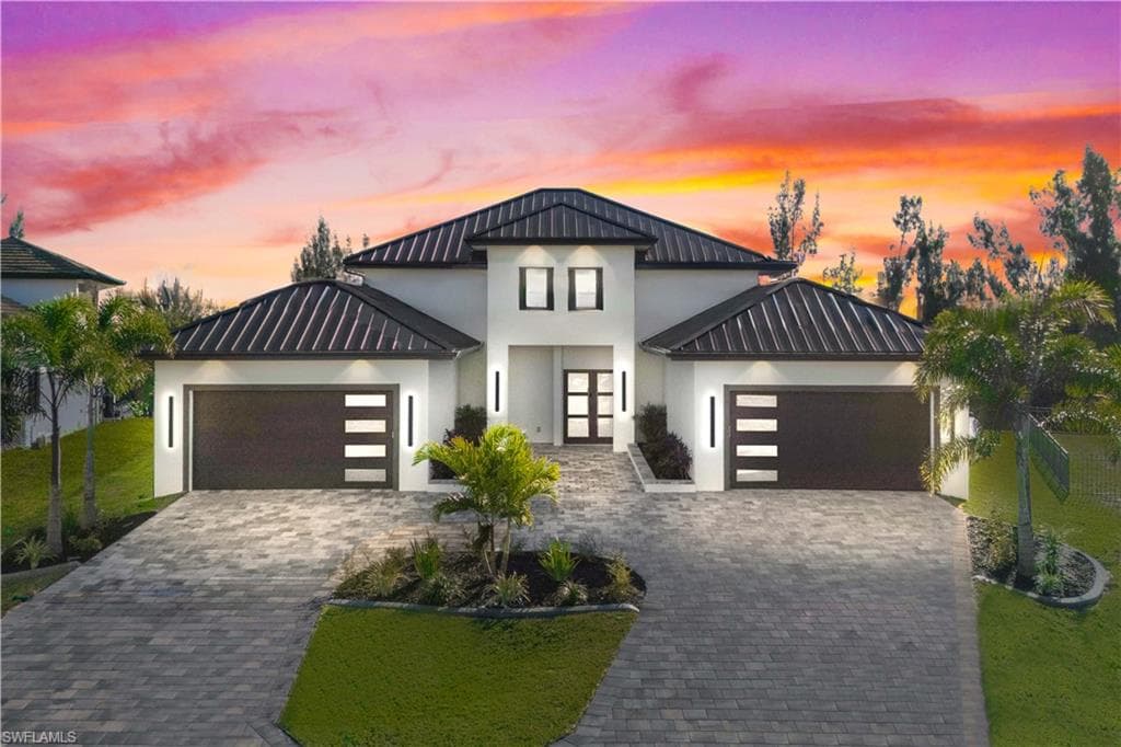 3906 SW 6th TER CAPE CORAL, FL 33991