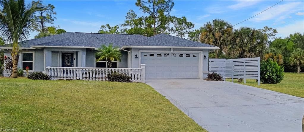 719 Theodore Vail ST E LEHIGH ACRES, FL 33974