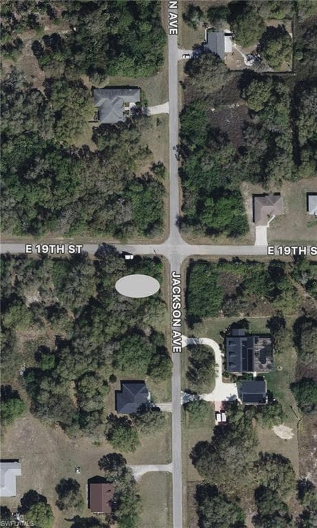 2806 19th ST LEHIGH ACRES, FL 33972