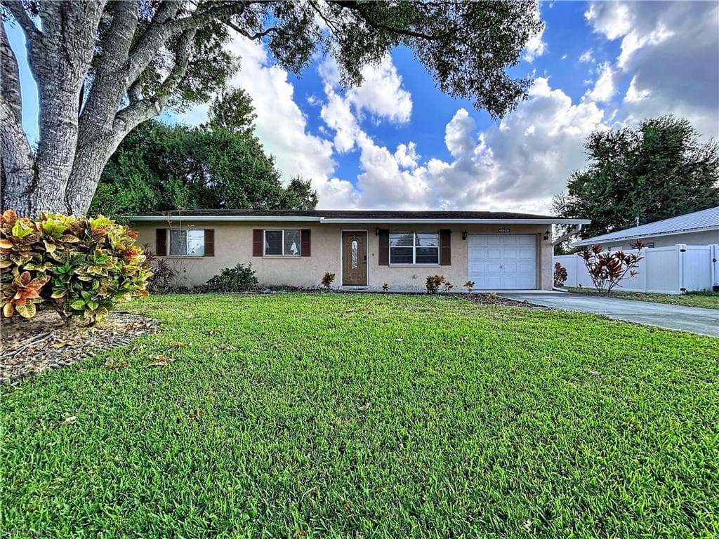 13307 Caribbean BLVD FORT MYERS, FL 33905