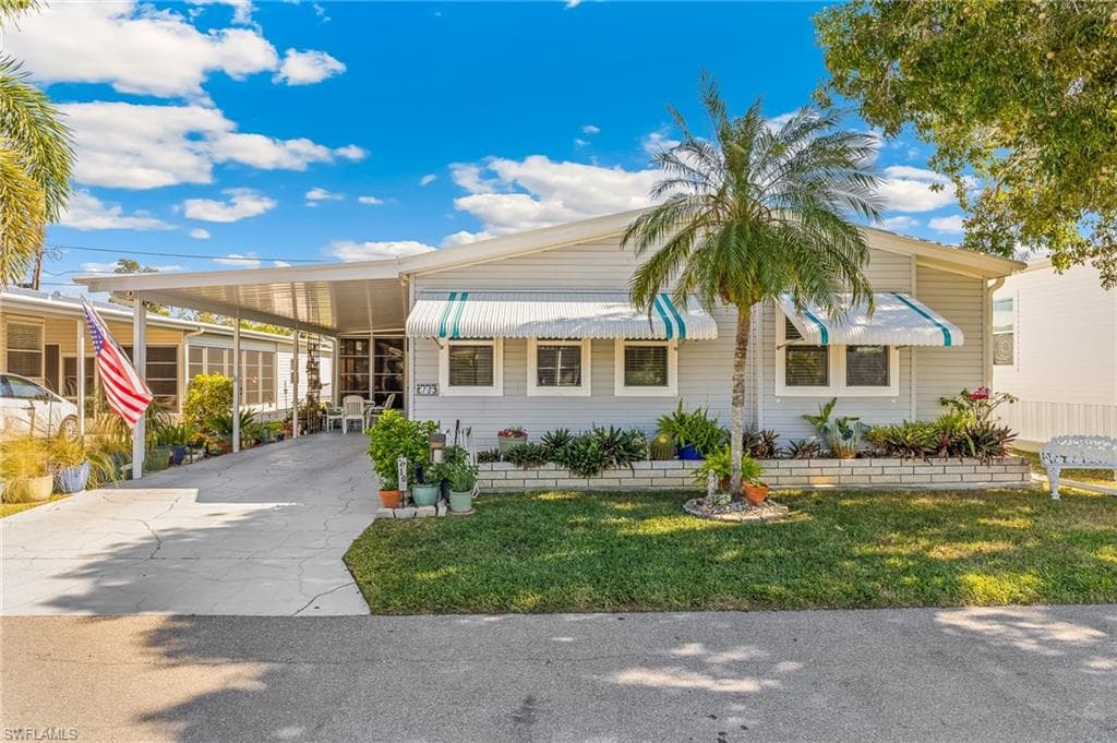 10 Garden DR FORT MYERS, FL 33908