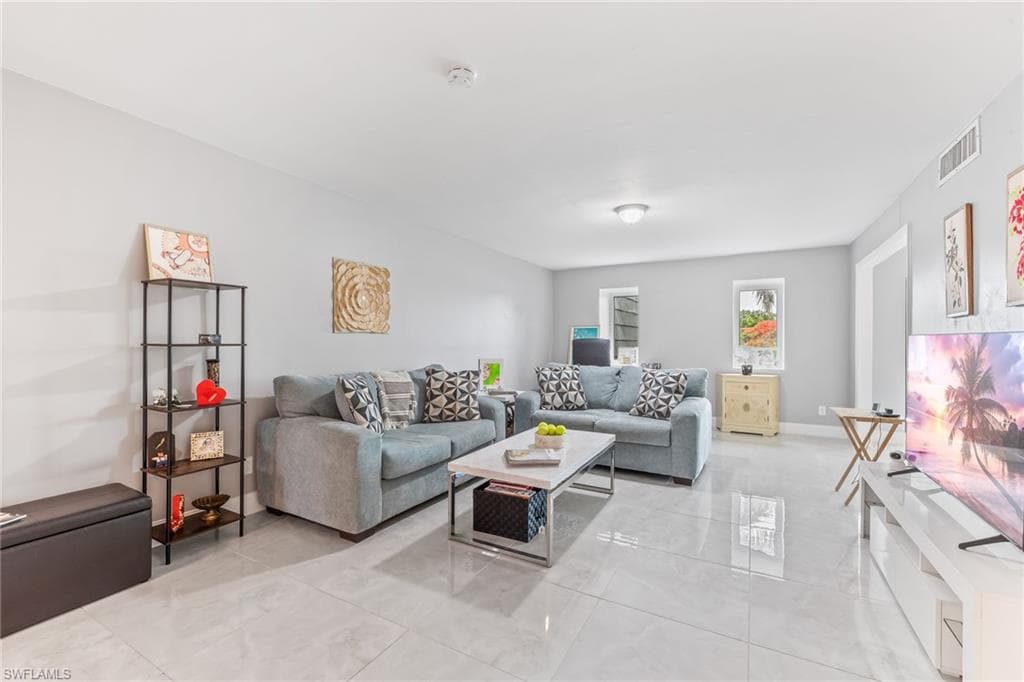 1724 Bald Eagle DR 512C NAPLES, FL 34105