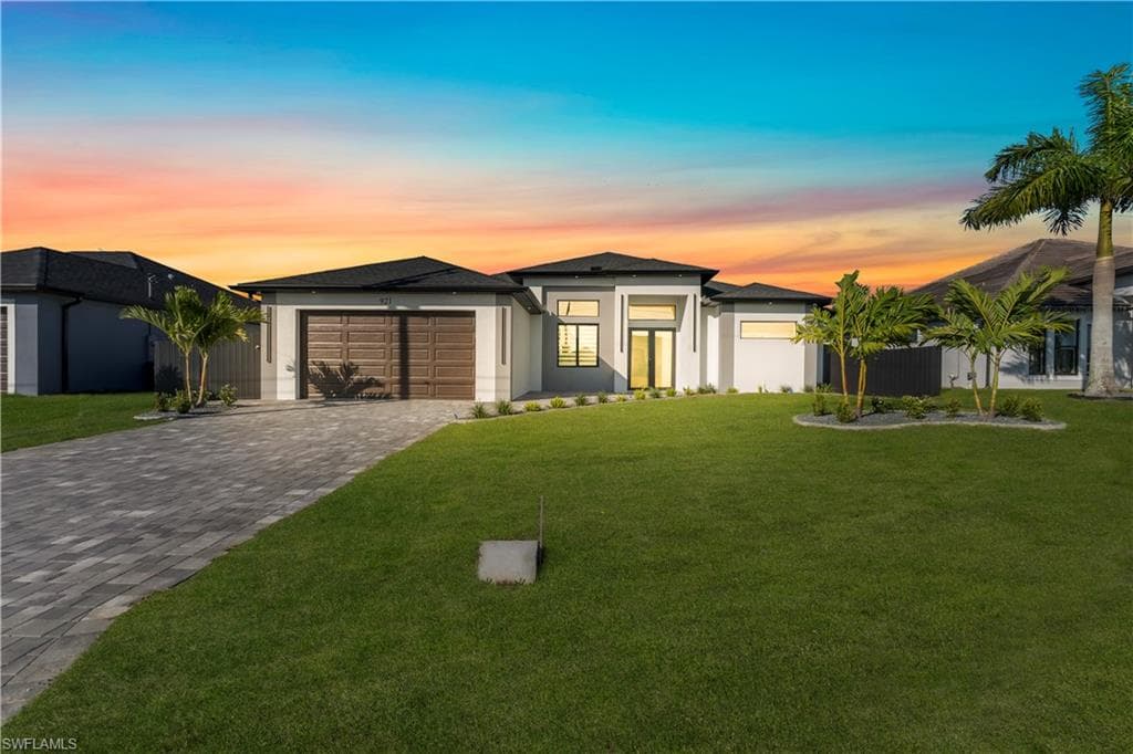 921 NW 8th TER CAPE CORAL, FL 33993
