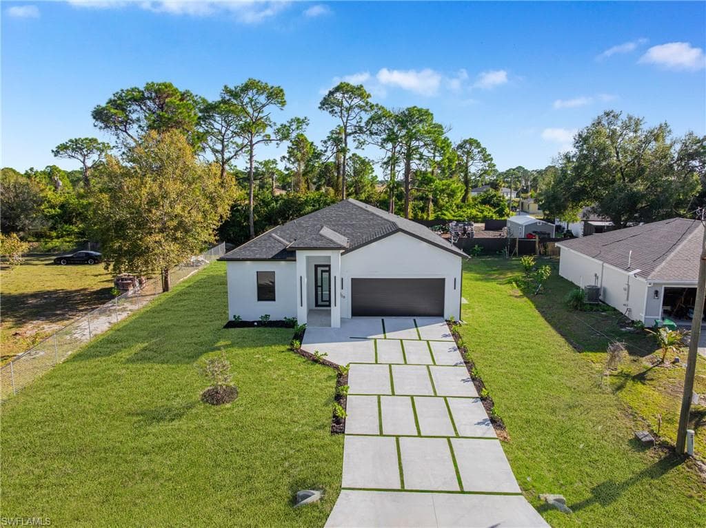 5008 N Obispo CIR LABELLE, FL 33935