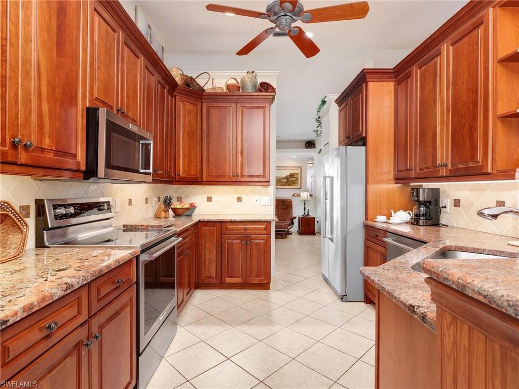 5893 Three Iron DR 1604 NAPLES, FL 34110
