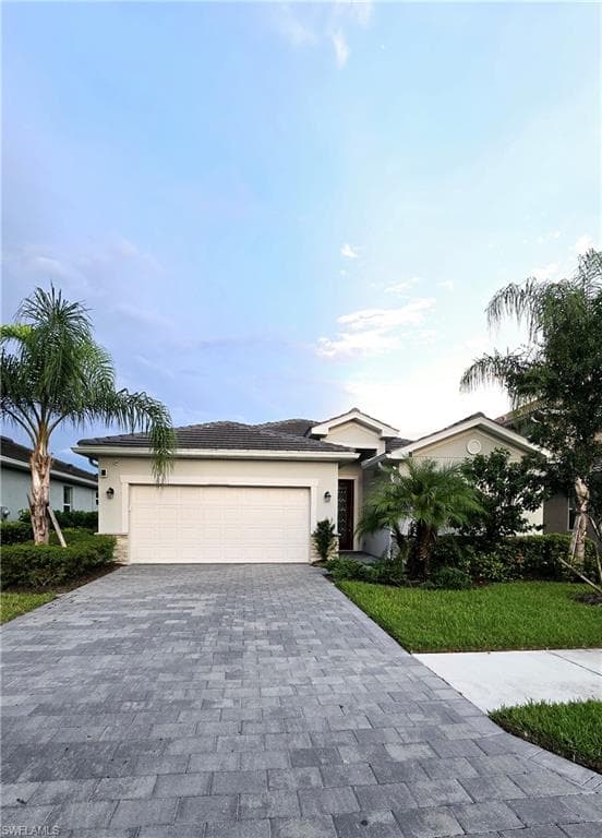 2288 Dancy ST NAPLES, FL 34120