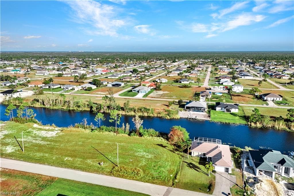 1915 NW 26th ST CAPE CORAL, FL 33993