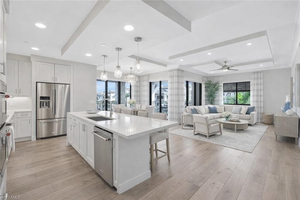 1035 3rd AVE S 402 NAPLES, FL 34102