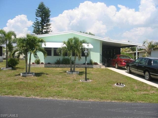 4708 Fiji LN BONITA SPRINGS, FL 34134