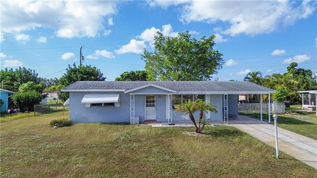 348 Crestwood AVE LEHIGH ACRES, FL 33936
