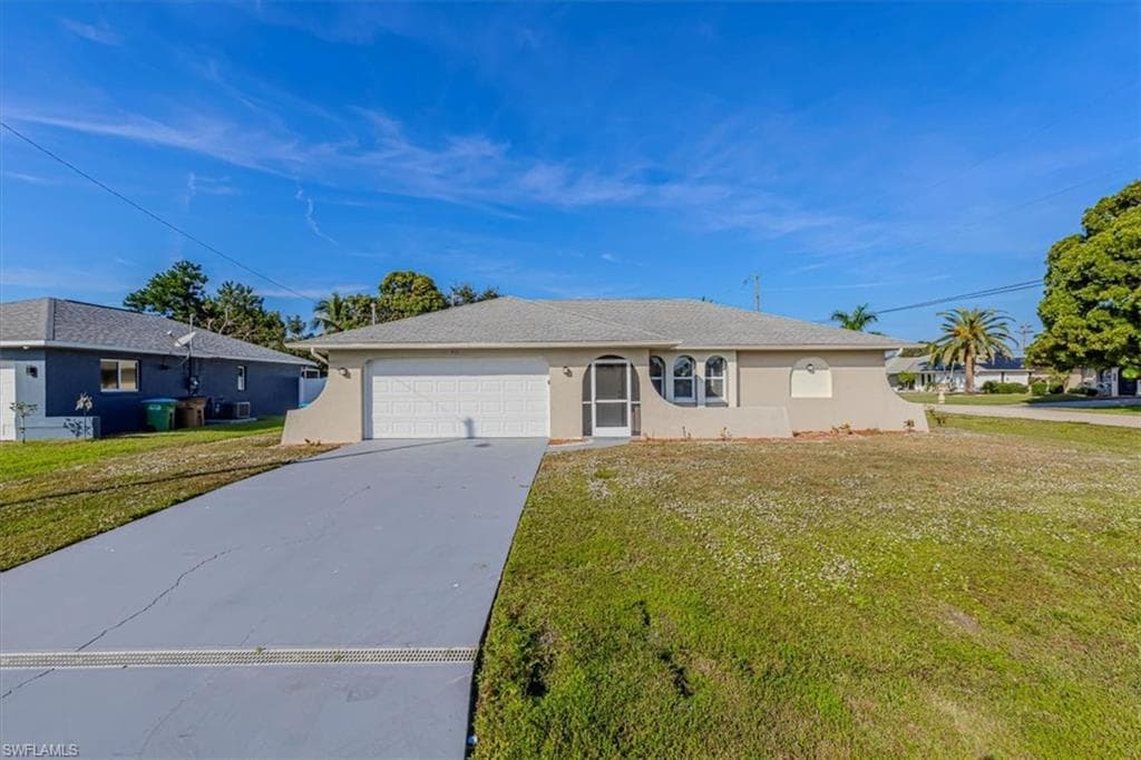 713 35th ST CAPE CORAL, FL 33904