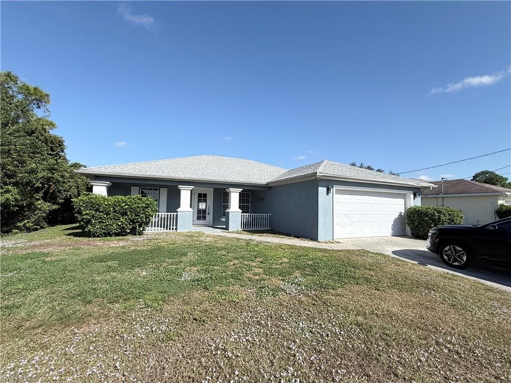 3030 33rd ST SW LEHIGH ACRES, FL 33976