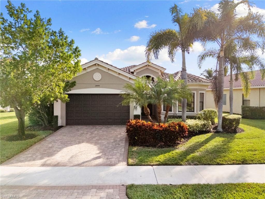 2845 Cinnamon Bay CIR NAPLES, FL 34119