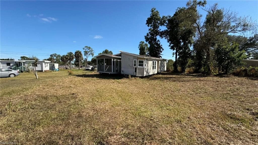 8315 Marx DR NORTH FORT MYERS, FL 33917