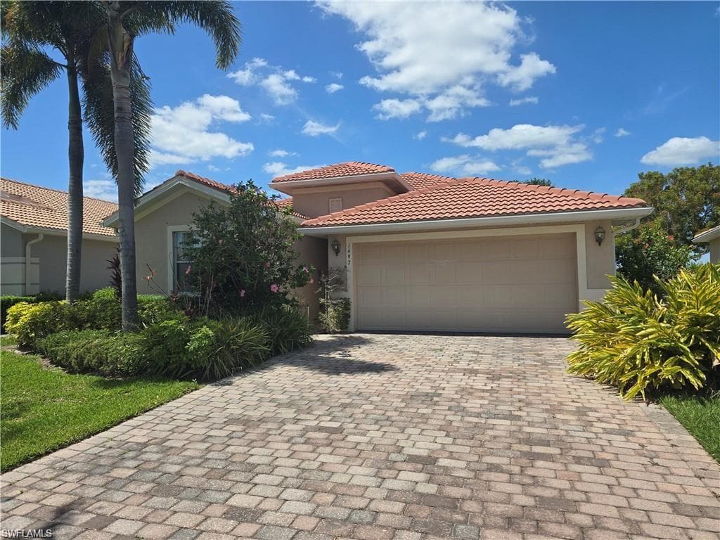 1497 Birdie DR NAPLES, FL 34120