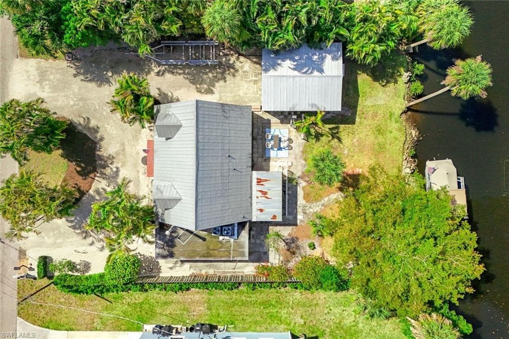 27269 Gasparilla DR BONITA SPRINGS, FL 34135