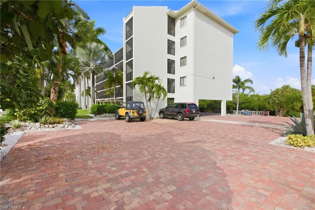 5220 Bonita Beach RD SW 103