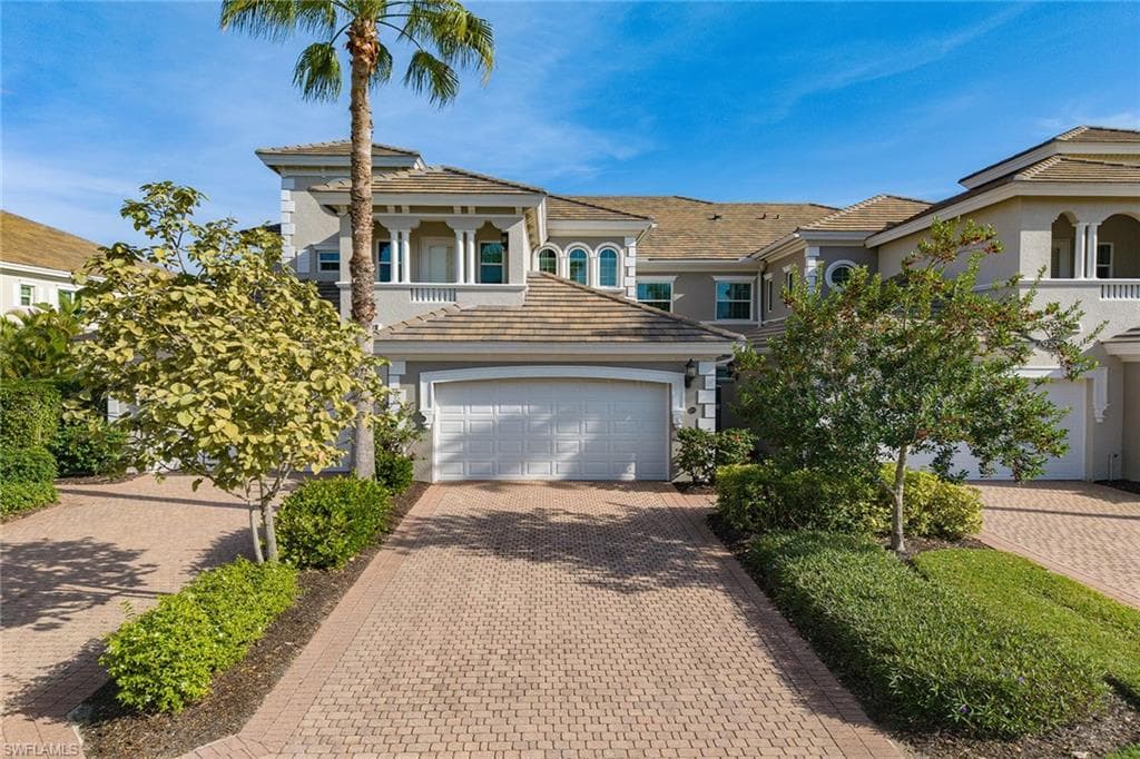 9224 Campanile CIR 201 NAPLES, FL 34114