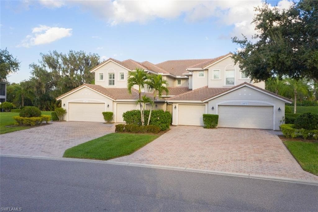 13071 Pebblebrook Point CIR 201 FORT MYERS, FL 33905