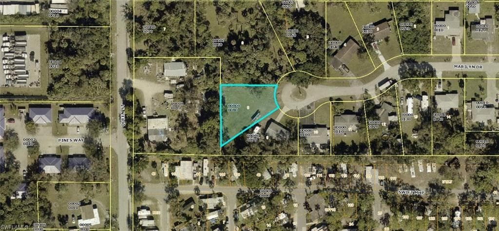 1825 Marilyn DR NORTH FORT MYERS, FL 33917